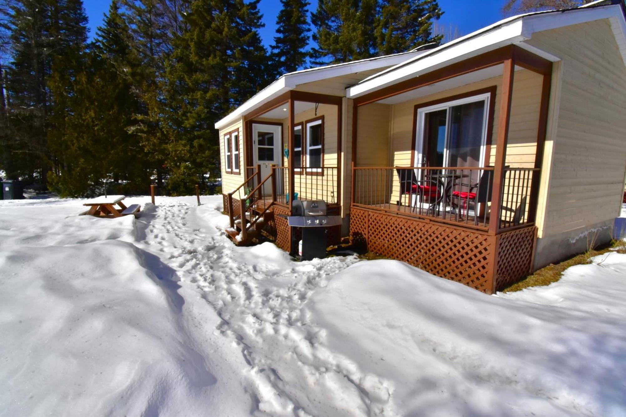 Emme Chalets Sainte-Lucie-de-Doncaster Exteriér fotografie
