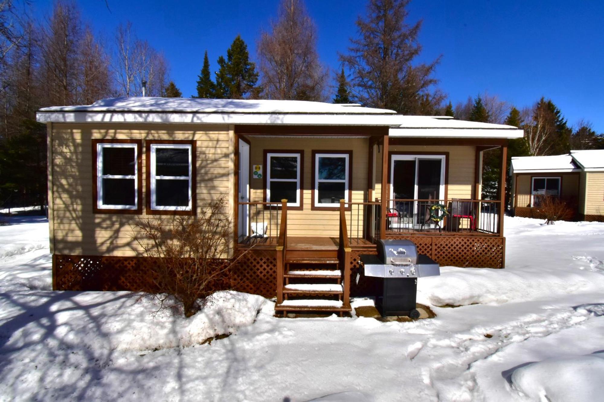 Emme Chalets Sainte-Lucie-de-Doncaster Exteriér fotografie