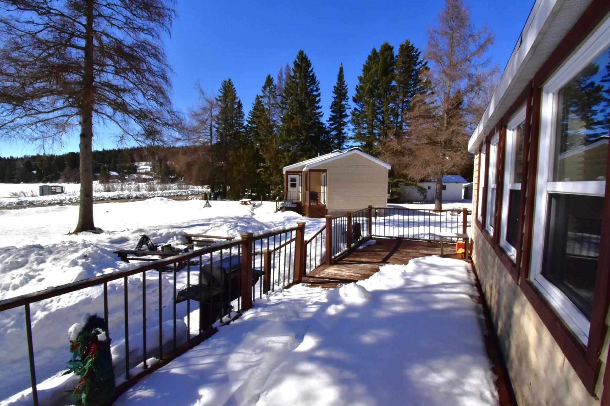 Emme Chalets Sainte-Lucie-de-Doncaster Exteriér fotografie
